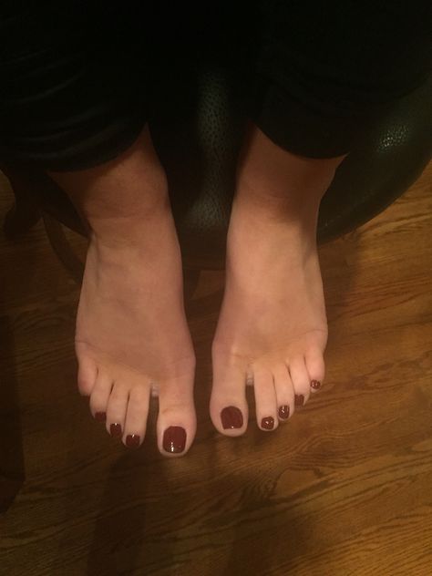 Deep burgundy toes. #nails Pedicure Ideas Burgundy, Maroon Toenails, Wine Color Pedicure, Burgundy Pedicure Toenails, Burgundy Toes, Toenails Burgundy, Burgundy Toe Nails, Red Toe Nails, Burgundy Background Aesthetic