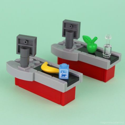 LEGO Checkout Counter Instructions | Video building instruct… | Flickr Lego Grocery Store Ideas, How To Build Lego Stuff, Lego How To Build, Custom Lego Builds, Easy Lego Creations Step By Step, Lego Easy Ideas, Lego Town Ideas, Mini Lego Builds, Lego Build Ideas