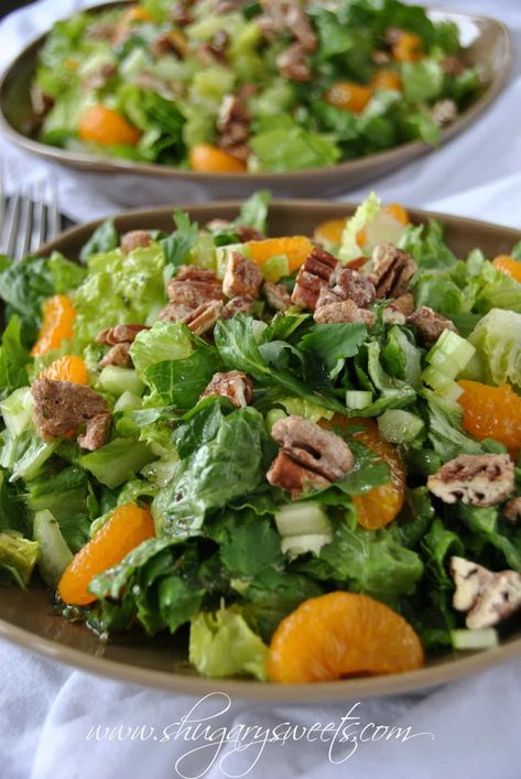 Mandarin Salad, Salad Sayur, Mandarin Orange Salad, Chicken Taco Salad, Shugary Sweets, Romaine Salad, Cinnamon Pecans, Resep Salad, Mandarin Oranges