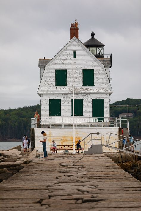 The Best Portland to Acadia National Park Road Trip: 6 Must-See Stops (By a Local!) — Nichole the Nomad Acadia National Park Aesthetic, Coastal Maine Aesthetic, Acadia Fall, Portland Maine Aesthetic, Maine Honeymoon, Maine Lifestyle, England Bucket List, Acadia National Park Map, Boston Living