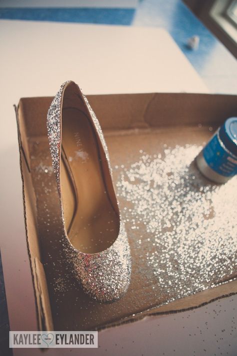 Bedazzled Heels Diy, How To Put Glitter On Clothes, Diy Cinderella Shoes, How To Make Glitter Shoes Diy, Diy Glitter Heels, How To Make Glitter Shoes, Diy Sparkle Boots, Diy Sparkle Shoes, How To Glitter Shoes