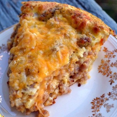 A cheesy blend of eggs, sausage, and other staple ingredients that's great for either dinner or breakfast! Sausage Pie Recipe, Sausage Pie, Old Fashioned Bread Pudding, Biscuit Mix, Breakfast Casserole Sausage, Tasty Kitchen, Instant Recipes, Best Dinner Recipes, Italian Sausage