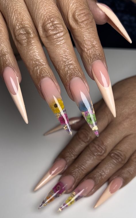 Stiletto Acrylic Nails #nails #acrylicnails #nailart #nailsofinstagram Stiletto Spring Nails, Stiletto Acrylic Nails, Hammers, Stiletto Nails, Nails Nails, Nails Art, Nail Tech, Spring Nails, Spring Flowers