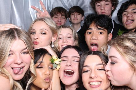 Prom Astethic, Prom Photo Booth, Fairytale Ball, Prom 2024, Good Riddance, Bff Goals, Insta Feed, Insta Inspo, Prom Night