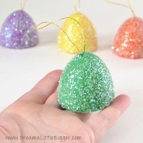 Gumdrop Ornaments, Candy Christmas Tree, Ornament Craft, Candy Ornaments, Homemade Ornaments, Candy Decorations, Candy Christmas Decorations, Christmas Ornaments Homemade, Christmas Ornament Crafts