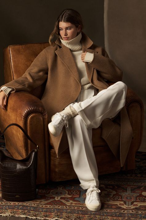 Polo Ralph Lauren Fall 2023 Ready-to-Wear Collection | Vogue Ralph Lauren Womens Clothing, Stile Casual Chic, Fall 2023 Ready To Wear, Ralph Lauren Fall, Wool Turtleneck Sweater, 2023 Ready To Wear, Ralph Lauren Style, Mode Chic, Ralph Lauren Women