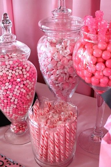 Pink candy buffet. Pink Sweets, Tout Rose, Pink Bridal Shower, Pink Foods, Rose Bonbon, Candy Table, Pastel Pink Aesthetic, Pink Bridal, Colorful Candy