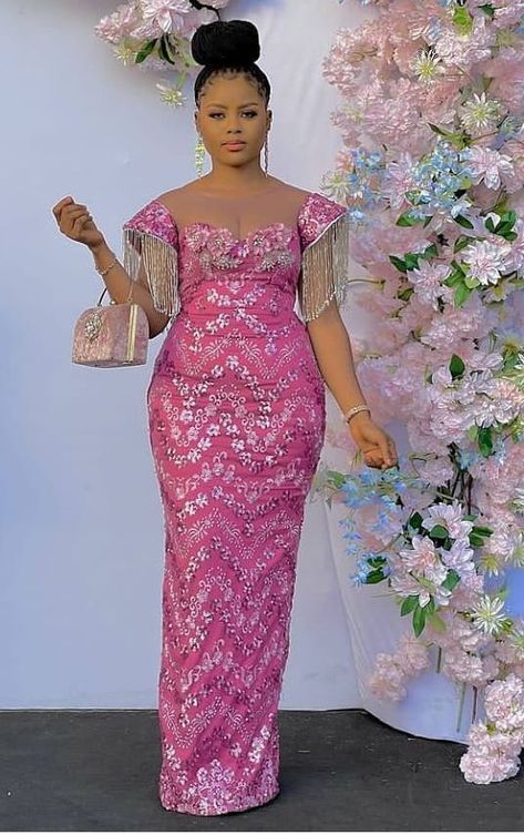 Styles For Lace Gown Asoebi, Asoebi Lace Styles Classy, Lace Asoebi, Latest Lace Styles, Owambe Styles, Asoebi Lace, Aso Ebi Lace Styles, Lace Long Gown, Nigerian Lace Styles Dress