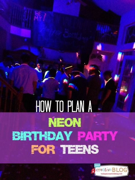 Neon Party for Teens | Plan and organize a party for Teens. This is perfect for teen birthday ideas. http://TodaysCreativeLife.com Sweet 16 Party Ideas For Boys, Neon Birthday Party For Teens, Glow In Dark Party, Glow Stick Party, Neon Birthday Party, Glow Birthday Party, Blacklight Party, Neon Birthday, Glow Birthday