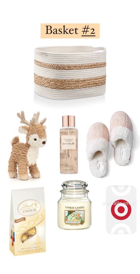 White Gifts Ideas, Secret Santa Present Ideas, Secret Santa Basket Ideas, Gift Basket Ideas Aesthetic, Secret Santa Basket, Brrr Basket Ideas, Bur Basket Ideas, Cute Christmas Baskets, Christmas Secret Santa Ideas