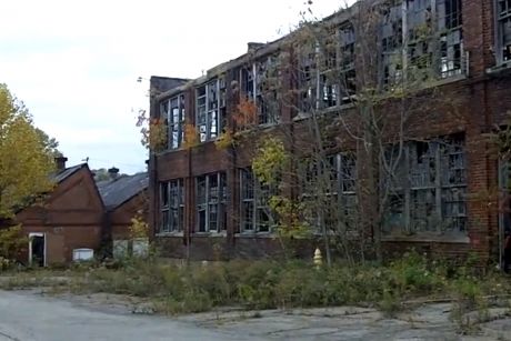 An abandoned building in Youngstown, Ohio Rust Belt Aesthetic, Werewolf Moodboard, 40k Table, Haunted Ohio, Horror Aesthetics, Abandoned Ohio, Internal Monologue, Youngstown Ohio, Rust Belt