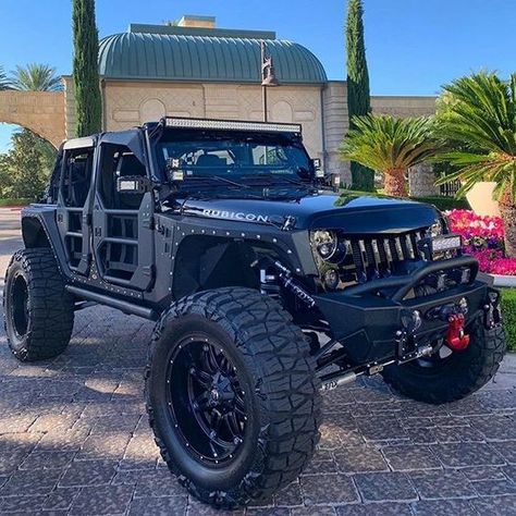 Jeep Garage, Suv Jeep, Custom Jeep Wrangler, Jeep Brand, Black Jeep, Offroad 4x4, Lifted Jeep, Dream Cars Jeep, Custom Jeep