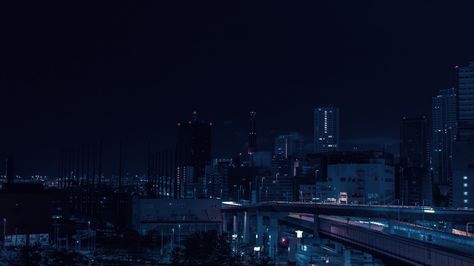 Dark City Desktop Wallpaper, Blue Night City Aesthetic, Cyberpunk Horizontal Wallpaper, Blue Hour Wallpaper Laptop, Blue Hour Wallpaper Pc, Midnight Blue Aesthetic Wallpaper Laptop, Dark Blue Aesthetic Laptop Wallpaper, Lofi Aesthetic Header, Ipad Wallpaper Blue Dark