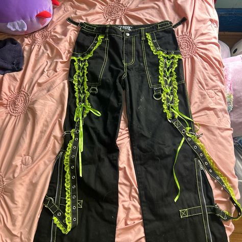 11” Old But Never Worn Tripp Pants They R In Pretty Good Condition But There Is One Pink Stain! Neon Green Punk Outfits, Brat Green Outfit, Neon Goth Outfit, Tripp Pants Diy, Green Alt Outfits, Neon Green And Black Outfit, Modern Scene Fashion, Trip Nyc Pants, Green Pants Aesthetic