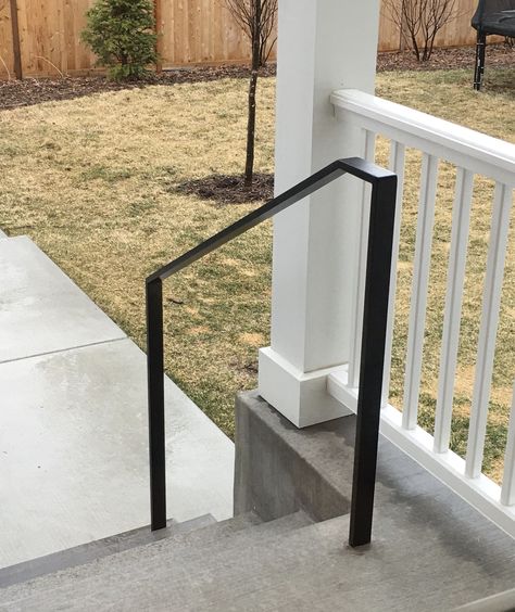 Wood Hand Rails For Stairs Outdoor, Outside Handrails, Exterior Railing, Outdoor Handrail, Outdoor Stair Railing, Front Stairs, Front Porch Lighting, Metal Handrails, Architectural Ideas