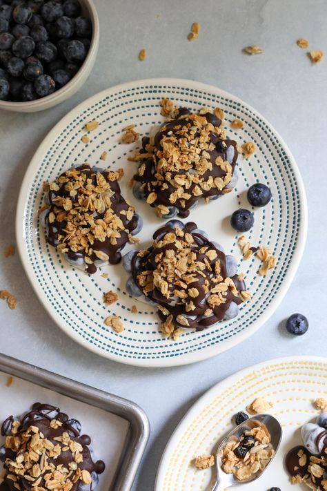 Viral Chocolate Blueberry Yogurt Bites - Flora & Vino Blueberry Yogurt Bites, Yogurt Covered Blueberries, Almond Milk Yogurt, Chocolate Blueberry, Blueberry Yogurt, Potluck Ideas, Yogurt Bites, Blueberry Chocolate, Power Of Manifestation