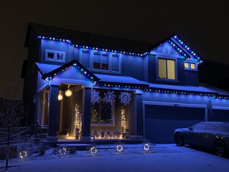 Navy Blue Christmas Lights, Blue And White Exterior Christmas Lights, Blue And White Christmas Lights Outdoor, Blue Christmas Lights On House, White Outdoor Christmas Lights, Permanent Christmas Lights, Exterior Christmas Lights, Blue Christmas Lights, Colorful Christmas Lights