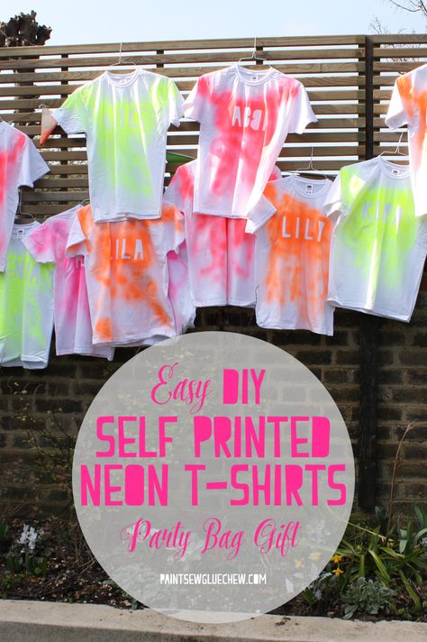 Print you own Neon t-shirts. These make a great party bag present for teens, or tour t-shirt. Glow Party Outfit, Neon Spray Paint, Fun Crafts For Teens, Neon Crafts, Neon Shirts, Diy Glow, Glow Birthday, Summer Crafts For Kids