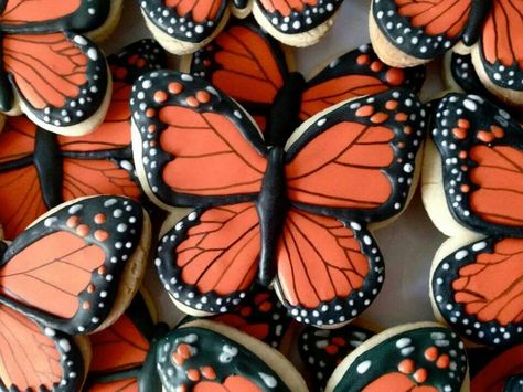 Monarch Butterfly Cookies | Oh Sugar Decadent Cheesecake, Eid Moubarak, Recipe Cheesecake, Butterfly Cookies, Heath Bars, Cheesecake Dessert, Cookies Bars, Nutter Butter, Royal Icing Recipe