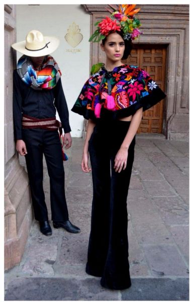 Mexican Clothes, Outfit Mexicano, Moda Peru, Latin Fashion, Traditional Mexican Dress, Frida Kahlo Style, Mexican Fashion, Fiesta Outfit, Mexican Outfit