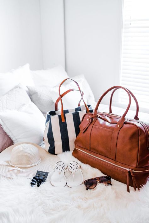 My favorite weekender bag for 40% off + site wide discount code! - Mint Arrow #mintarrow #weekendbag #vacation #staycation #solesociety #bag Mint Arrow, Perfect Beach Bag, Weekender Bags, Miller Sandal, Denim Jacket With Dress, Sand Toys, Overall Jumpsuit, Striped Bags, Cute Handbags