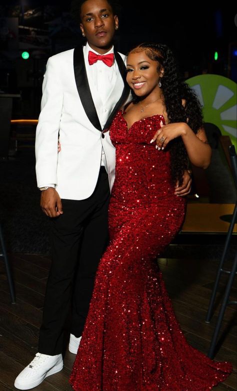 Red Homecoming Couple Black, Prom Inspiration Black Couple, Purple Hoco Dresses Black Women, White Prom Outfits For Couples, Couple Homecoming Outfits, Red Homecoming Dresses Black Women, Homecoming Dates Matching, Matching Homecoming Couples, Red Homecoming Couple