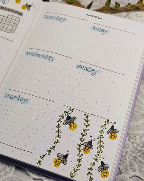 ✨ August Bullet Journal Weekly Spread Setup ✨ Hey everyone! Sharing my weekly spread for August with you all. This month, I’ve kept with the whimsical minimal firefly theme, making planning both functional and magical! 🌟🪄📅 Weekly Spread Highlights: August Header: A simple and elegant header to start the week. 🗓️✨ Quote Space: A small space for an inspiring quote to keep me motivated. 💬🌟 Mini Calendar: A mini calendar to mark important dates for quick reference. 📅✔️ Weekly Tasks: A dedicate... August Header, Firefly Theme, August Bujo, October Bujo, August Bullet Journal, Bullet Journal August, Whimsical Theme, August Themes, Hanging Leaves