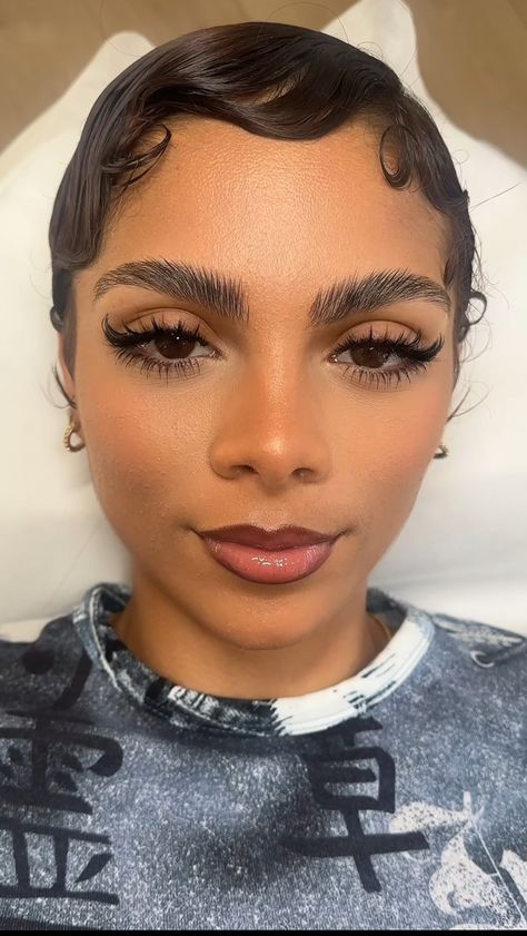 Short Lash Extensions Cat Eye, Lashes For Cat Eye, Down Turned Eyes Lash Extensions, Light Volume Lashes Cat Eye, Only Lashes Makeup, Whispy Lashes Cat Eye Hybrid, Short Lash Extensions Styles, Natural Lashes With Spikes, Mascara Lash Extensions Look