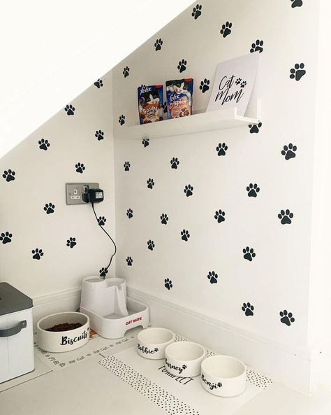 Dog Room Decor, Puppy Room, House Wall Decor, Rose Gold Chrome, Pet Paw Print, Ideas Hogar, Dog Rooms, House Wall, Windows Doors