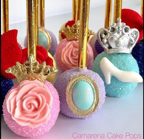 Princess Themed Cake Pops, Disney Princess Cake Pops Ideas, Disney Princess Cakepops, Princess Cake Pops Ideas, Disney Princess Treats Dessert Tables, Disney Princess Cake Pops, Princess Desserts, Princess Cakepops, Cupcakes Princesas