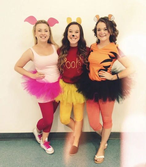 Easy DIY Halloween Costume Ideas with tutus Costume Winnie The Pooh, Kostum Disney, Diy Fantasia, Winnie The Pooh Costume, Disney Costumes Diy, Winnie The Pooh And Tigger, Meme Costume, Pooh And Tigger, Kostum Halloween