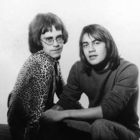 0 Likes, 0 Comments - Rock & Roll Space (@rocknroll_space) on Instagram: “Elton John with his lyricist and friend Bernie Taupin. They started to work together since 1967…” Bernie Taupin, Captain Fantastic, Real Cowboys, Rocket Man, Early Photos, Candle In The Wind, Taron Egerton, Tv Fashion, Music Icon