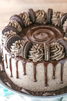 Oreo Crumb Cake, Chocolate Cake Inspiration, Mississippi Mudslide Cake, Chocolate Cookies And Cream Cake, Beautiful Cake Recipes, Fun Chocolate Cake Ideas, Party Cakes For Adults, Birthday Cakes For Adults, Beautiful Chocolate Cake