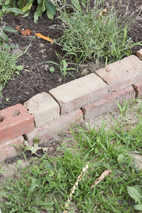 This easy brick garden bed is a great brick DIY. Whether you’re looking for a brick garden border or brick in the garden ideas, this brick flower bed border are simple DIY flower beds. Brick garden edging is one of the best brick garden ideas. If you like brick in the garden flower beds or brick flower bed ideas, you’ll love this DIY flower bed border ideas because it’s one of the easiest brick DIY projects for a rustic farmhouse garden. Diy Bricks For Garden, Bricks As Garden Edging, Bricks For Garden Edging, Brick Garden Bed Ideas, Old Brick Garden Edging, Recycled Brick Garden Edging, Brick Lined Flower Bed, Brick Flower Bed Ideas, Brick Flower Bed Border