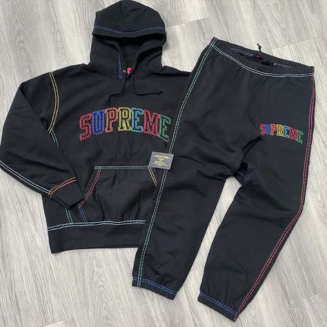 Supreme Tracksuit, Supreme Logo, Men's Outfits, Nike Jacket, Make It, Athletic Jacket, Mens Outfits, ? Logo, Instagram Photo