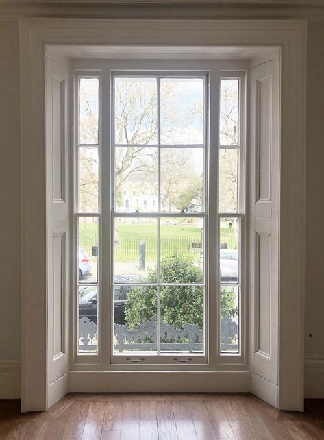 Bay Window Panelling, Square Bay Window Ideas, Window Panelling, Square Bay Window, Georgian Windows, Living Room Panelling, Stairs Window, Empty House, Window Reveal