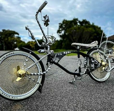 Low Rider Bike Bicycles, Lowrider Bikes, Rider Bike, Lowrider Bicycle, Bicycle Chic, Beach Cruiser Bicycle, Beach Cruiser Bikes, Aztec Tattoo, Lowrider Bike