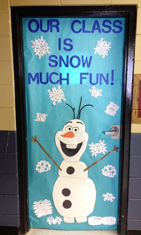 Or "our home is SNOW much fun"?!?!? @nkm12 -- Christmas projects to decorate the doors with the kids? :) Frozen Classroom, Winter Classroom Door, Classroom Door Decorating, Preschool Door, Holiday Door Decorations, Christmas Door Decorating Contest, Christmas Classroom Door, Winter Door Decorations, Christmas Door Decoration