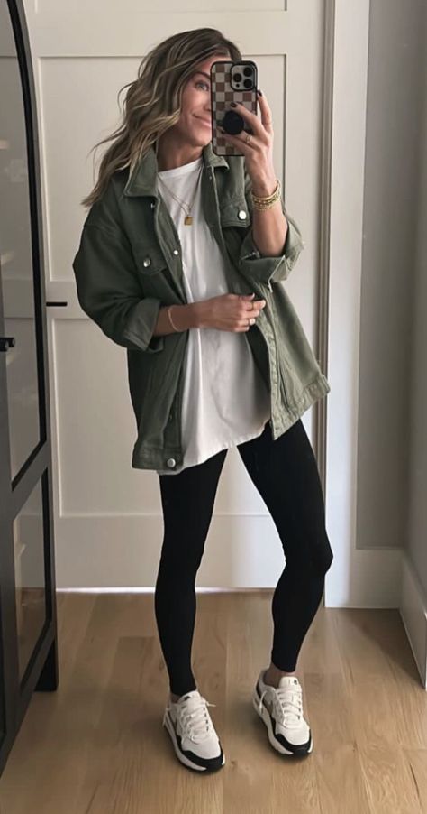 Sahm Outfits Midsize, 2024 Fall Casual Outfits Women, Bra With Jacket Outfit, Hip Mom Style, Tan Pants Fall Outfit, Fall Fashion For Moms Over 30, Easy Casual Outfits Winter, What Not To Wear To Work, 35 Yo Women Fashion