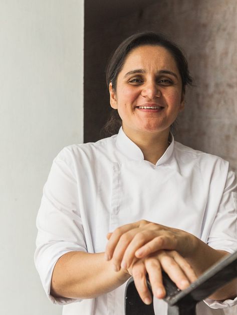 Garima Arora, Lightbox Signage, Thai Noodles, Female Chef, Coffee Places, Chicken Tikka Masala, South Indian Food, Thai Restaurant, Eat And Drink