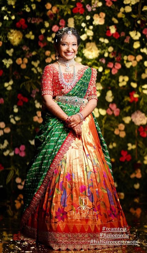 Bridal Langa Voni, Pythani Pattu Lehanga, Paithani Lehenga Half Saree, Paithani Langa Voni, Paithani Half Saree Designs, Half Saree Function Kids, Paithani Half Saree, Paithani Lehangas, Langa Voni Half Saree