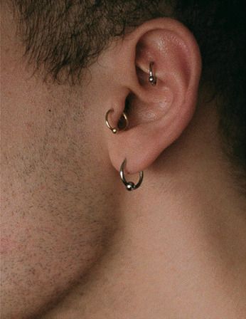 Eric Kripke, Tyler Durden, Earrings Aesthetic, Young Avengers, The Twilight Saga, Spice Girls, A Train, Tattoos And Piercings, Ear Piercings