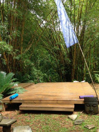 Zen Gardens Backyard, Outdoor Yoga Space Backyards, Backyard Yoga Space Zen Gardens, Yoga Garden Space, Backyard Yoga Space, Outdoor Yoga Space, Outdoor Meditation Space, Backyard Yoga, Zen Garden Backyard