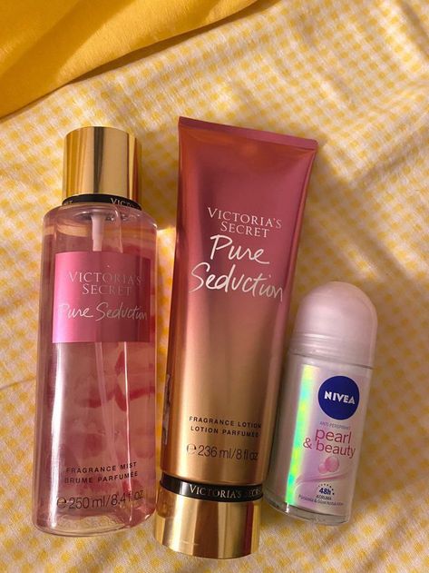 Smell Expensive, Victoria's Secret Pure Seduction, Profumo Victoria Secret, Maquillage Yeux Cut Crease, Parfum Victoria's Secret, Haut Routine, Skin Care Basics, Pure Seduction, Sweet Fragrance