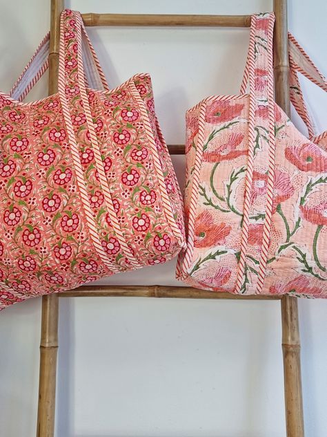 Quilted Cotton Handprinted Reversible Large Peach Orange Floral Tote Bag Eco Friendly Sustainable Sturdy Grocery Shopping Handmade Art Boho - Etsy UK Rosa Color, Sac Tote Bag, Quilted Tote Bags, Floral Bags, Quilted Totes, Kids Items, Pink Colour, Sustainable Gifts, Cotton Bag