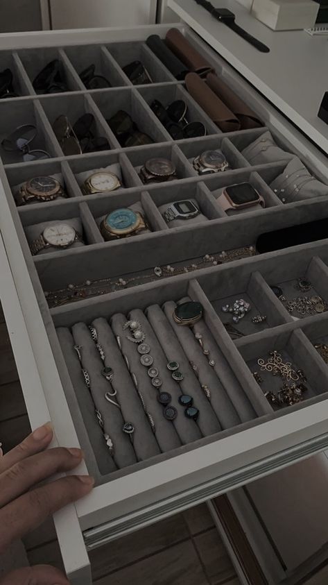 Closet Watch Drawer, Jewelry Organizer Wardrobe, Watch Organization, Hall Room Design, Organizing Walk In Closet, Small Bedroom Organization, Jewelry Organizer Drawer, Room Organization Bedroom, Wardrobe Door Designs