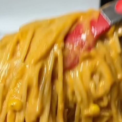 Angie 🇩🇴 on Instagram: "Dominican spaghetti #dominicanspaghetti" Dominican Pasta, Dominican Spaghetti Recipes, Dominican Spaghetti, Spaghetti Recipes, September 22, Food To Make, Spaghetti, Pasta, On Instagram