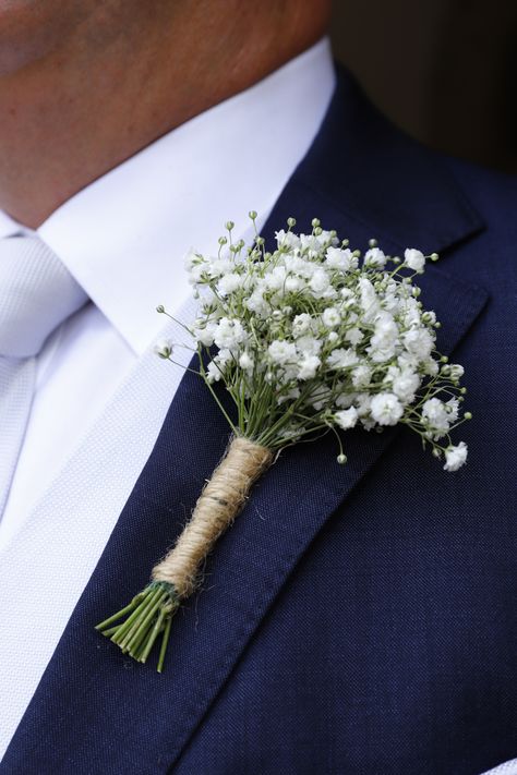 Simple Mens Boutonniere, November Wedding Flowers, Wedding Flowers Gypsophila, Gypsophila Wedding, Simple Wedding Bouquets, Button Holes Wedding, Bridal Bouquet Flowers, November Wedding, White Wedding Bouquets