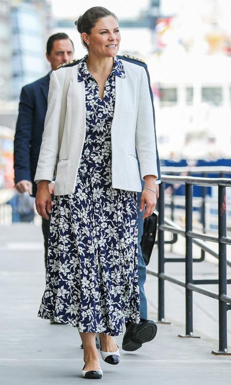 Victoria Of Sweden, Sweden Fashion, Royal Portraits, Victoria Fashion, Princess Victoria Of Sweden, Swedish Royals, European Royalty, Crown Princess Victoria, June 2022