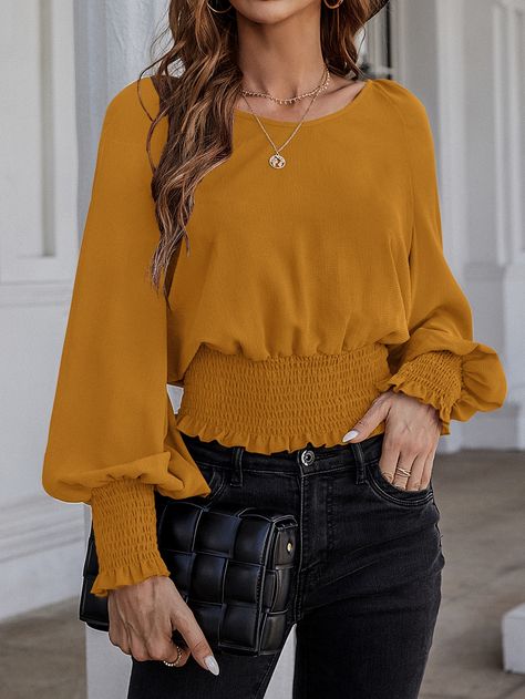 Yellow Blouse Outfit, Yellow Top Outfit, Mustard Yellow Top, Long Blouse Designs, Outfits Gorditas, Shirred Blouse, Metallic Blouses, Backless Crop Top, Trendy Fashion Tops